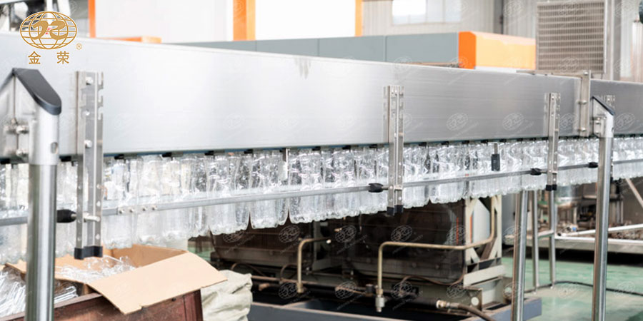 碳酸飲料生產(chǎn)線-3 碳酸飲料生產(chǎn)線-3