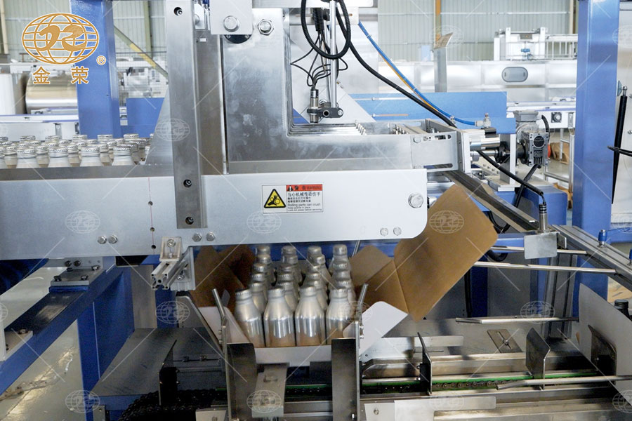 一片式紙箱成型裝箱機-1